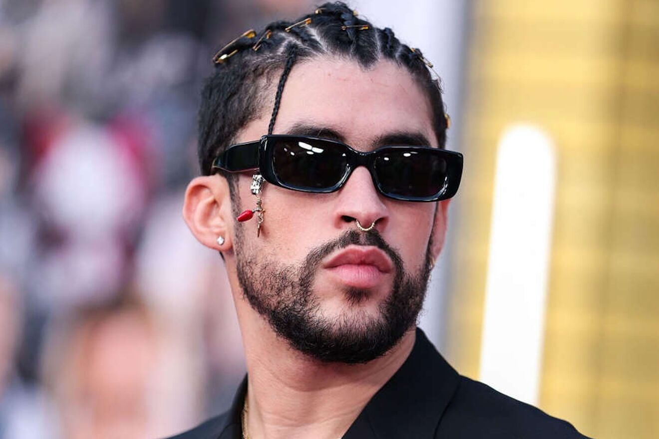 Bad Bunny protagoniza histórica portada de Time