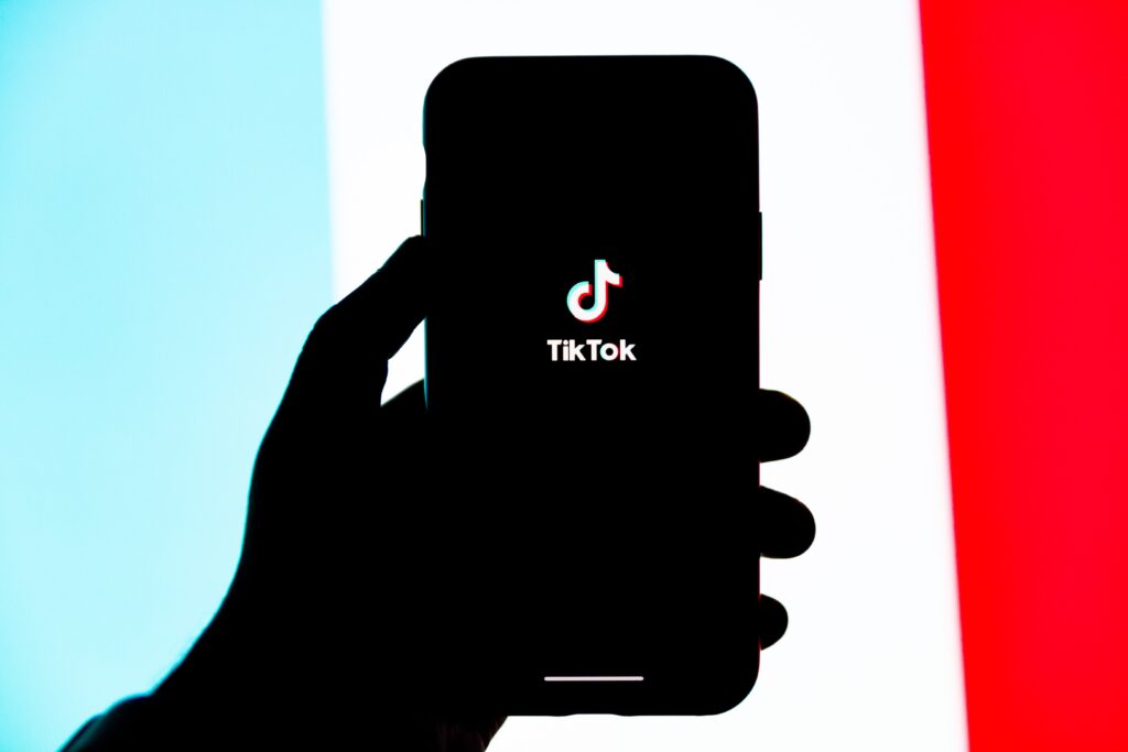 TikTok enviará advertencia a los jóvenes tras una hora de uso