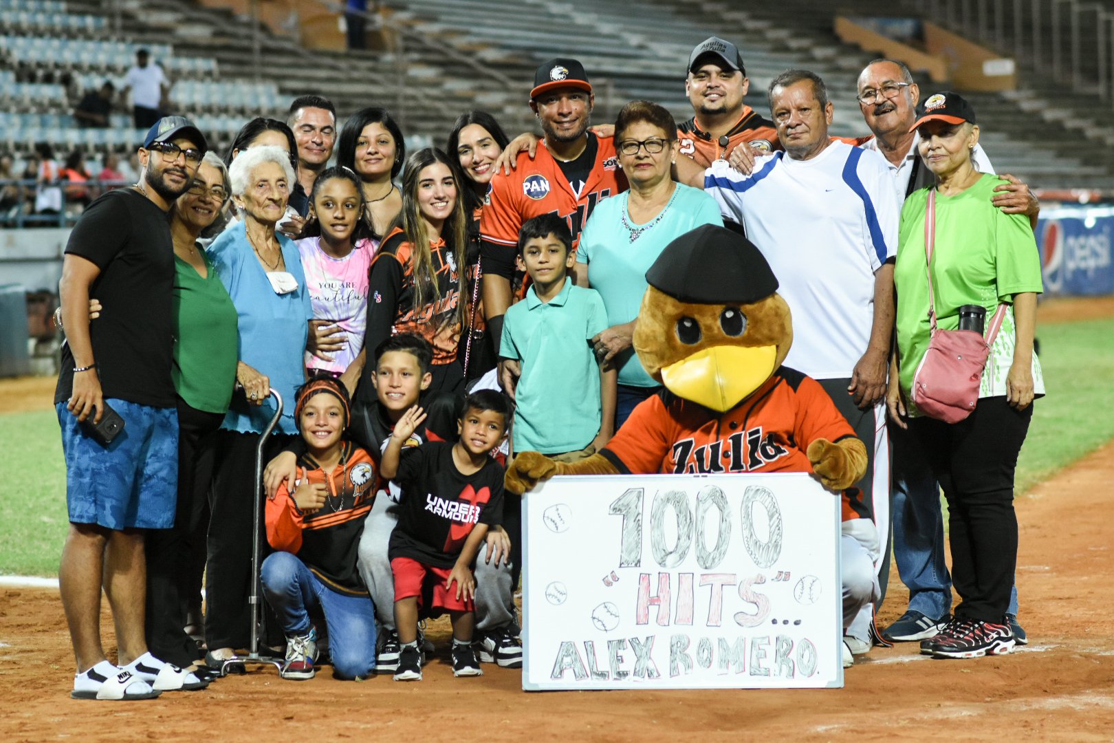 Alex Romero: décimo pelotero con 1.000 hits en la LVBP