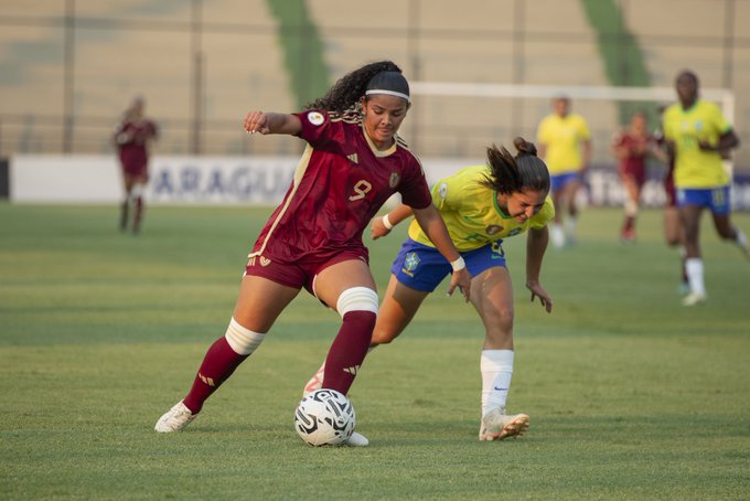 Vinotinto Femenina Sub-17 - FVF