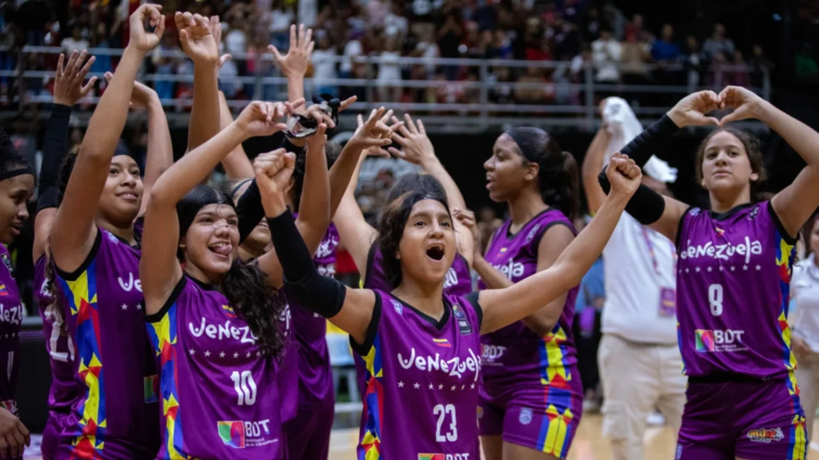 Las campeonas - Fuente de la imagen referencial - FIBA