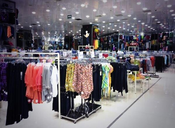 Tendencias Actuales en Moda que Puedes Encontrar en TRAKI: Consejos para Combinar Prendas