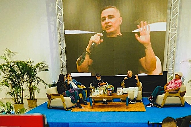 Tarek William Saab celebró 45 años de vida literaria en la Filven Carabobo - FOTO
