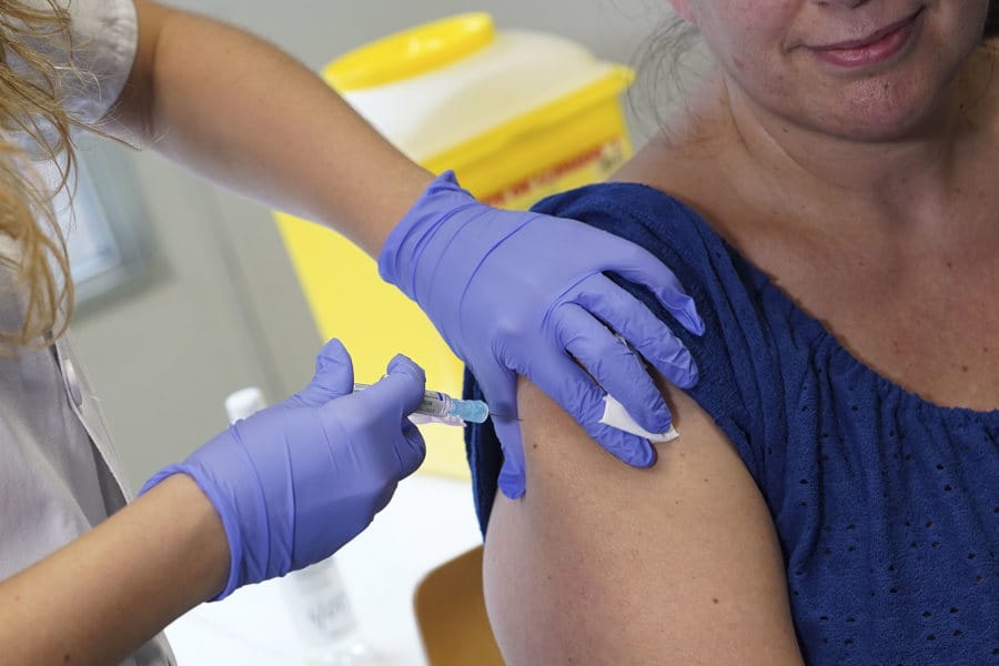 Vacuna contra el herpes zóster podría reducir el riesgo de cardiopatías