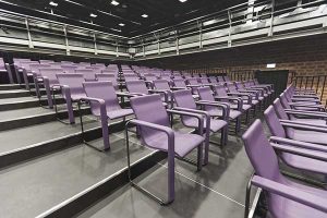Cesar García Urbano Taylor - Teatro en construcción