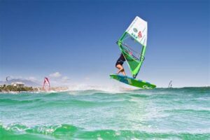 Imagen5 300x200 - Los mejores lugares para practicar deportes de aventura en Los Roques
