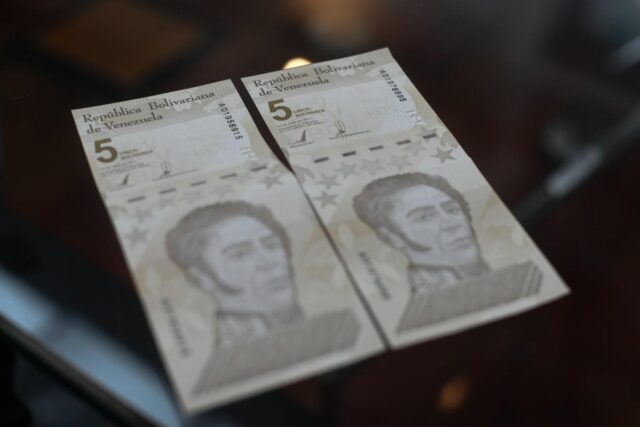 El Sumario - Venezuela acumula una inflación del 86,7 % en primeros cuatro meses de 2023 billetes - bolívares