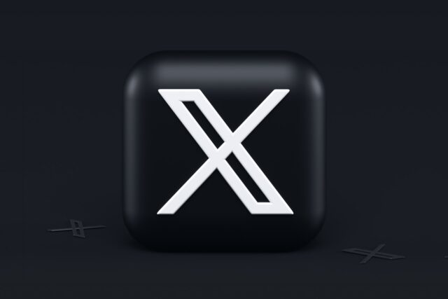 El Sumario - X trabaja en un mercado para la compraventa de nombres de usuarios inactivos X