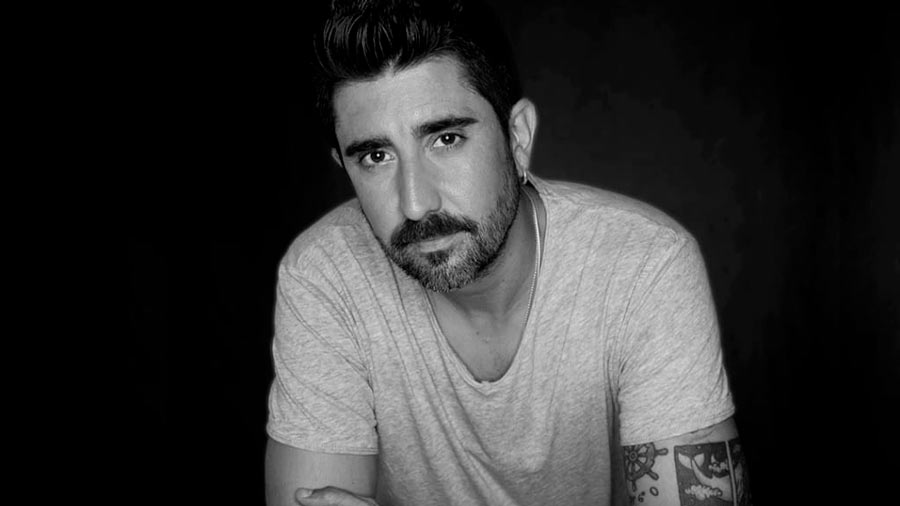 Alex Ubago