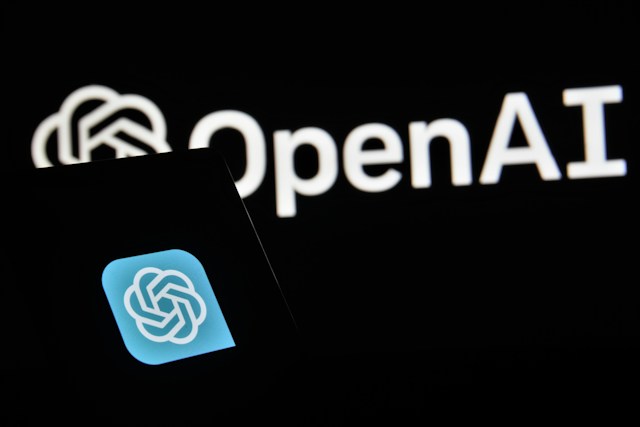 El Sumario - OpenAI retrasa el lanzamiento de GPT Store a 2024 OpenAi
