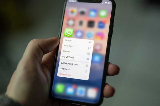 El Sumario - WhatsApp habilita función: enviar notas de voz que se escuchan una sola vez WhatsApp