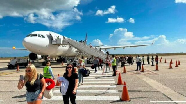 El Sumario - 6.344 turistas polacos visitaron Margarita desde noviembre Turistas