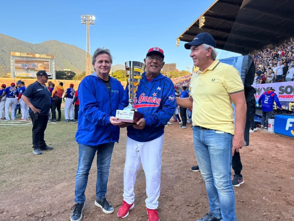 Los Tiburones de la Guaira se convierten en doble ganadores de la Copa Bancamiga 1 Copa Bancamiga