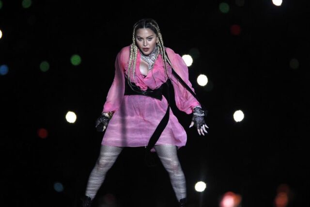 El Sumario - Fans demandan a Madonna por retraso de dos horas en concierto de Nueva York Madonna