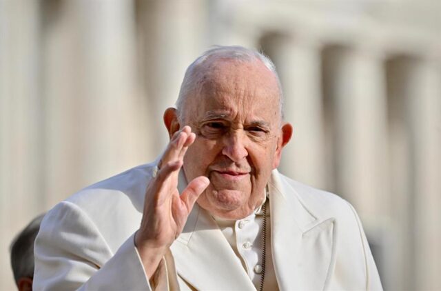 El Sumario - El papa Francisco desmiente cambio de las reglas del cónclave Papa Francisco