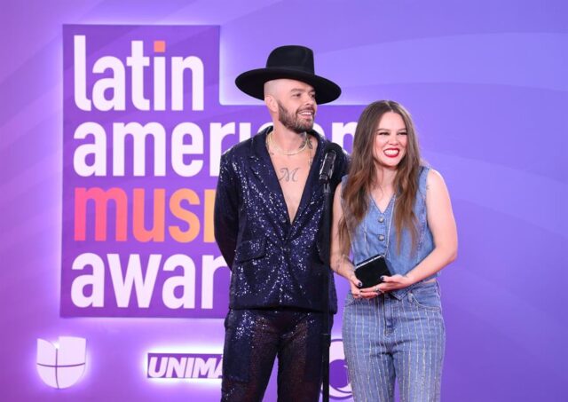 El Sumario - Jesse & Joy y Banda MS se unen en el tema 'Te perdí' Jesse & Joy