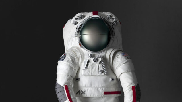 NASA - Prada - Astronautas