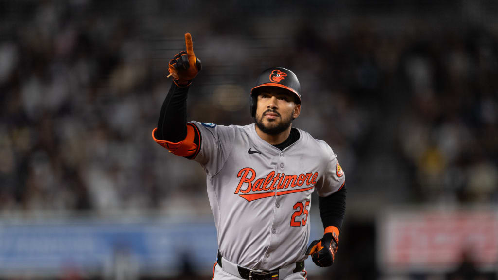 Anthony Santander