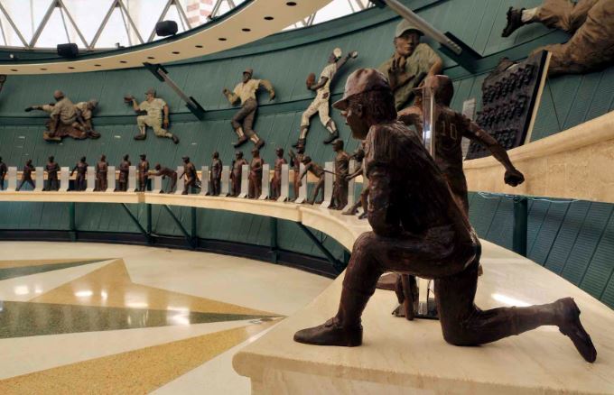 Salón de la Fama del Béisbol recibe a Ramón Hernández, Richard Garcés y J.C. Pulido 1 Imagen referencial A