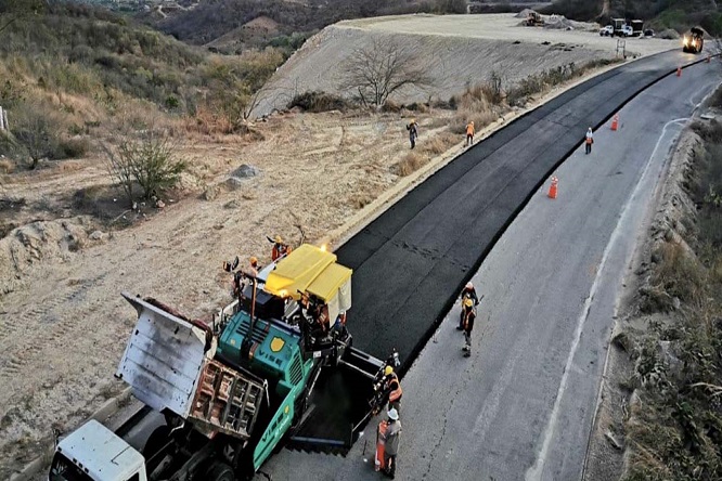 VINCCLER - Rehabilitación de carreteras y autopistas ¡Proceso esencial para la infraestructura vial! - FOTO