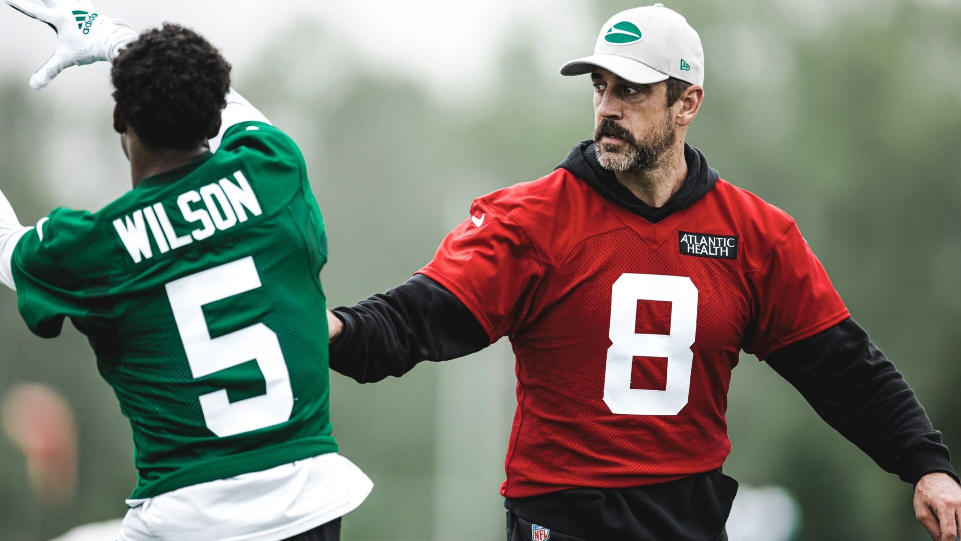 Aaron Rodgers no continuará en los Jets