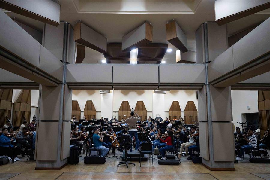 Venezuela creará una universidad de la música inspirada en Sistema de Orquestas y Coros
