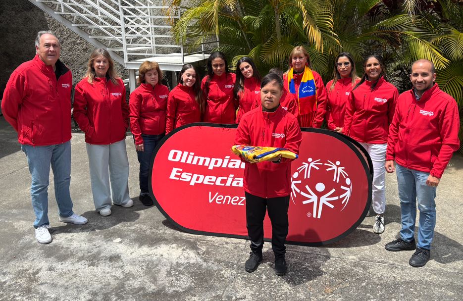 Venezuela brilló en juegos de Olimpiadas Especiales con 2 de oro y 2 de bronce 1 Abanderamiento de atletas a Torino 1