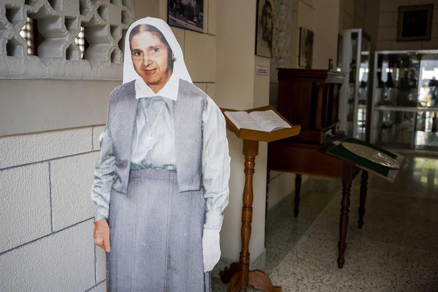 Madre Carmen Rendiles